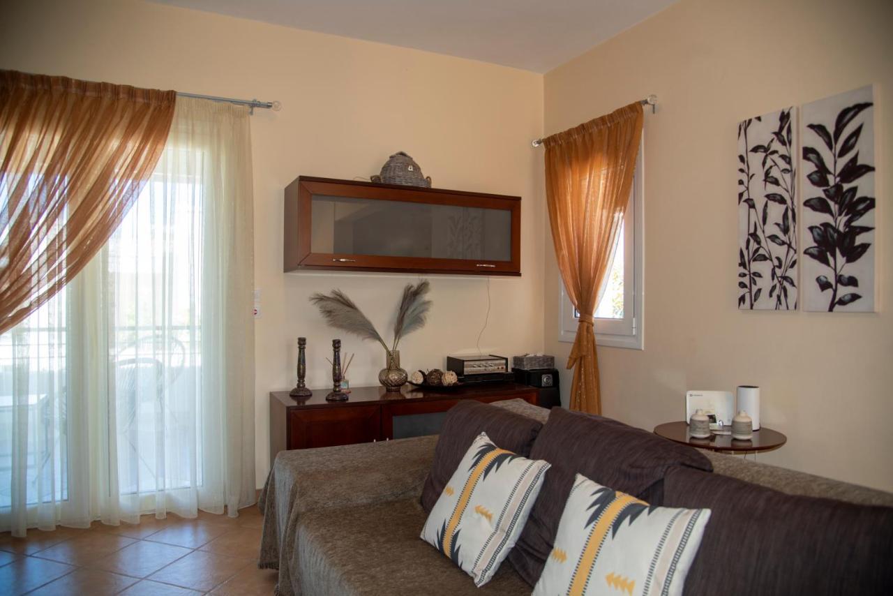 Dimitris Corinthian Villa Vrahati Exterior foto